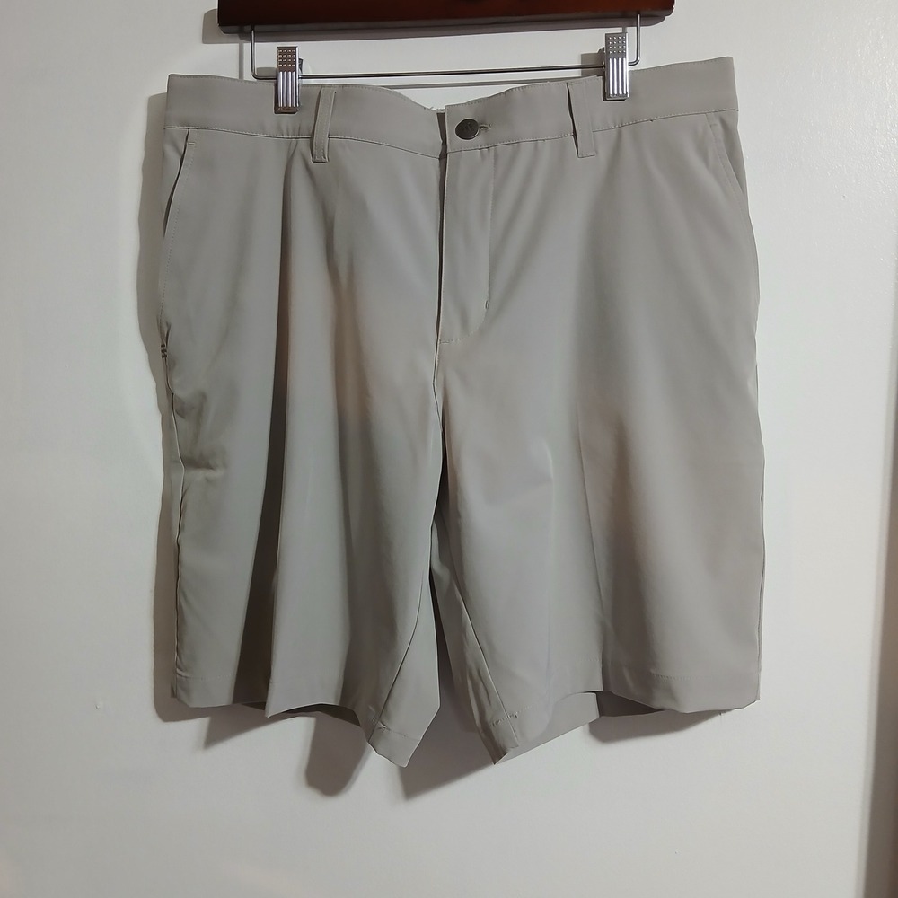 Adidas‎ Mens Woven Golf Shorts 8.5 Inch Inseam Grey Size 36 NEW MSRP $70
